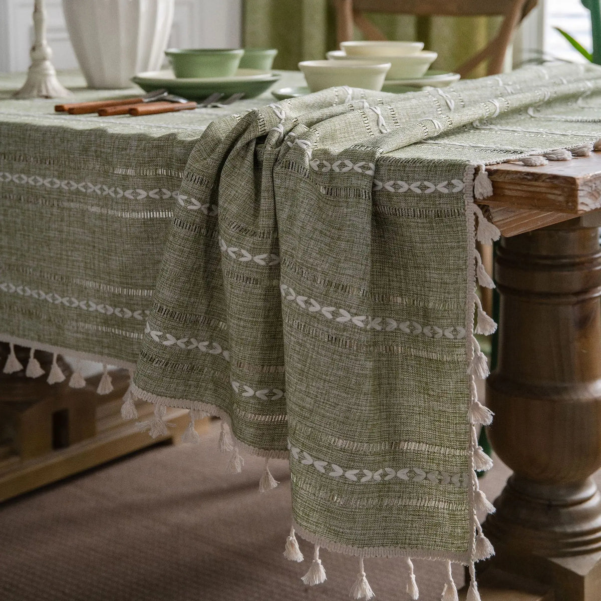 Elegant Striped Tablecloth with Tassels