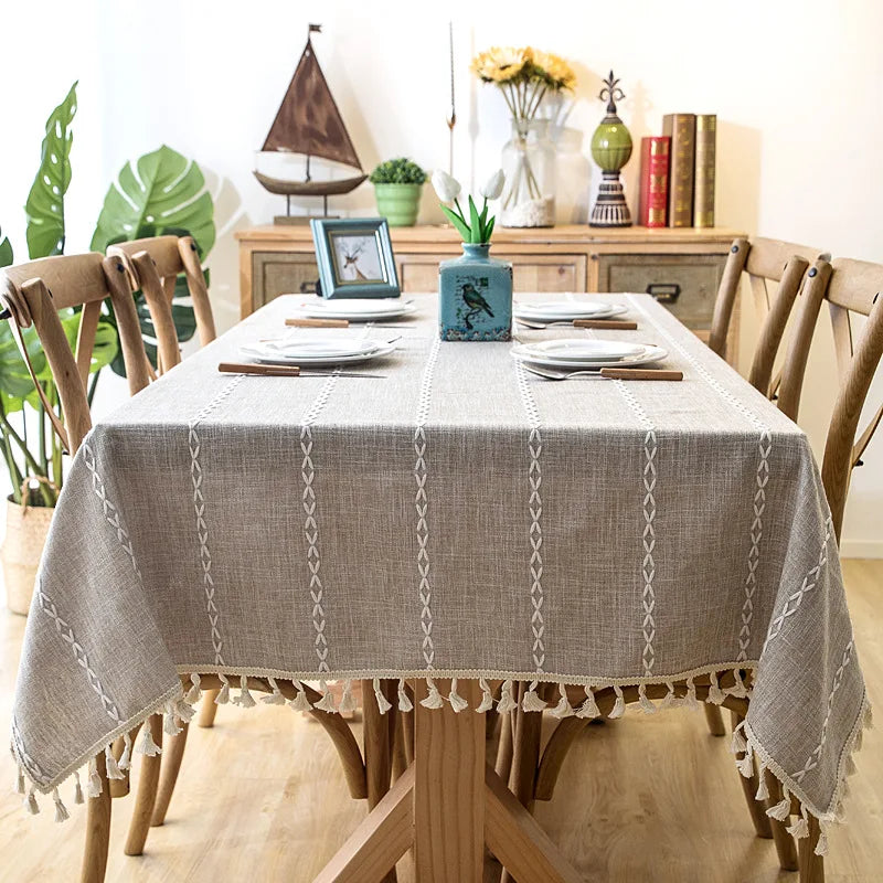 Elegant Striped Tablecloth with Tassels