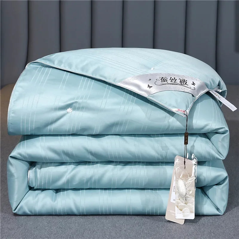 Luxurious Mulberry Silk Quilt
