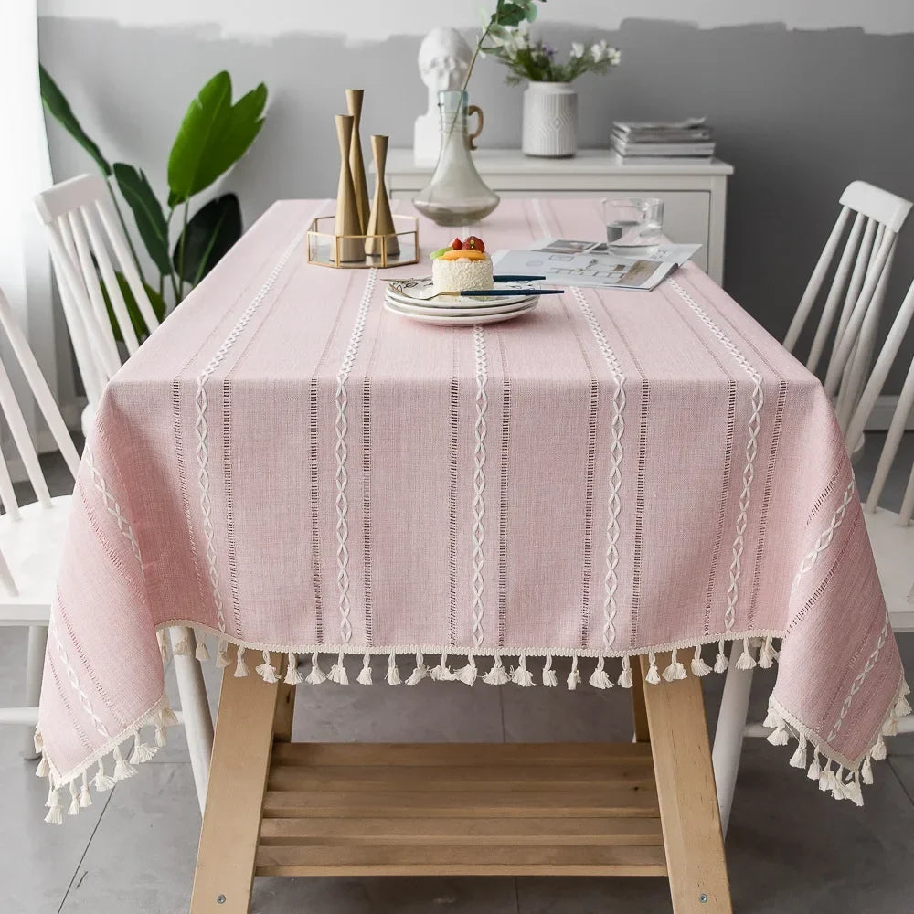 Elegant Striped Tablecloth with Tassels